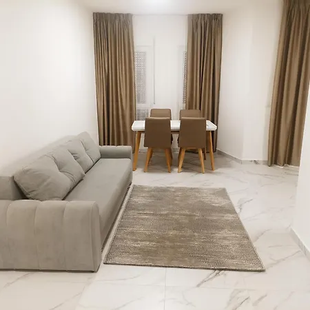 Sun Flower Appartement Golem (Tirana)